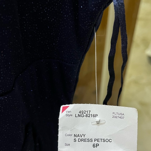 🚨 SALE 🚨 Navy Blue Glitter Gown Dress - size 6P - Picture 7 of 15